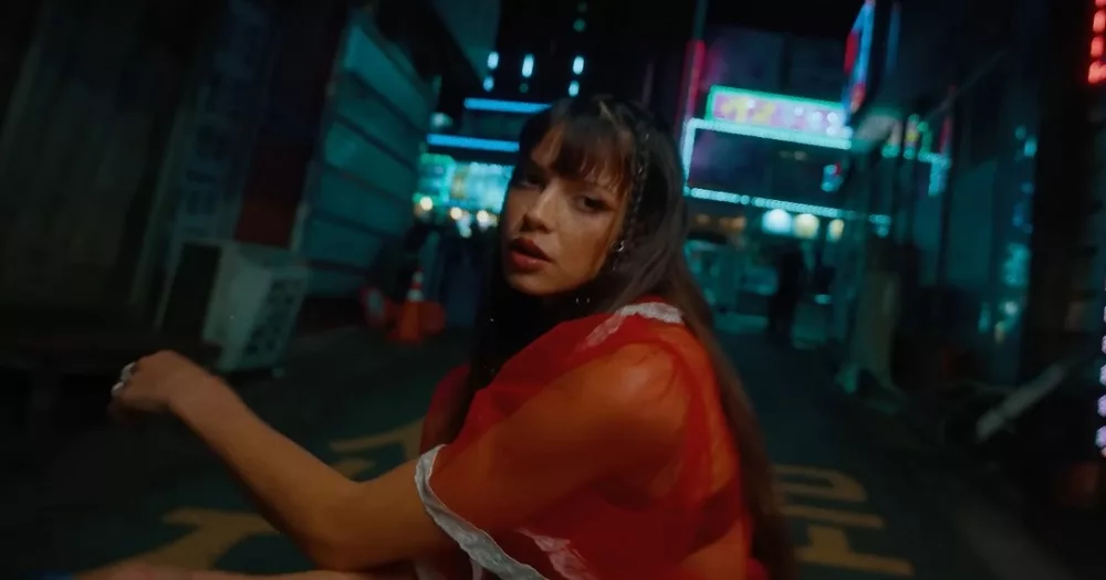 Nina Chuba - Goodmusic.one