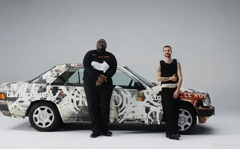 Blumengarten: Rayan und Sammy im Porträt