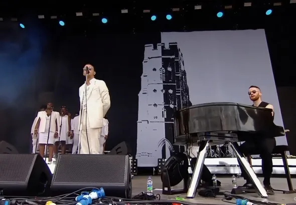 Hurts: Synthiepop-Band aus Manchester