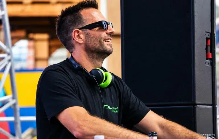 Enrico Sangiuliano begeistert die Techno-Szene